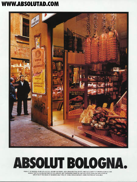 Picture outside of a market place in Bologna.